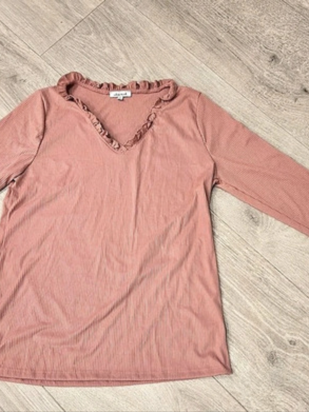 White Birch Long Sleeve Top in Pink Size Small Like New